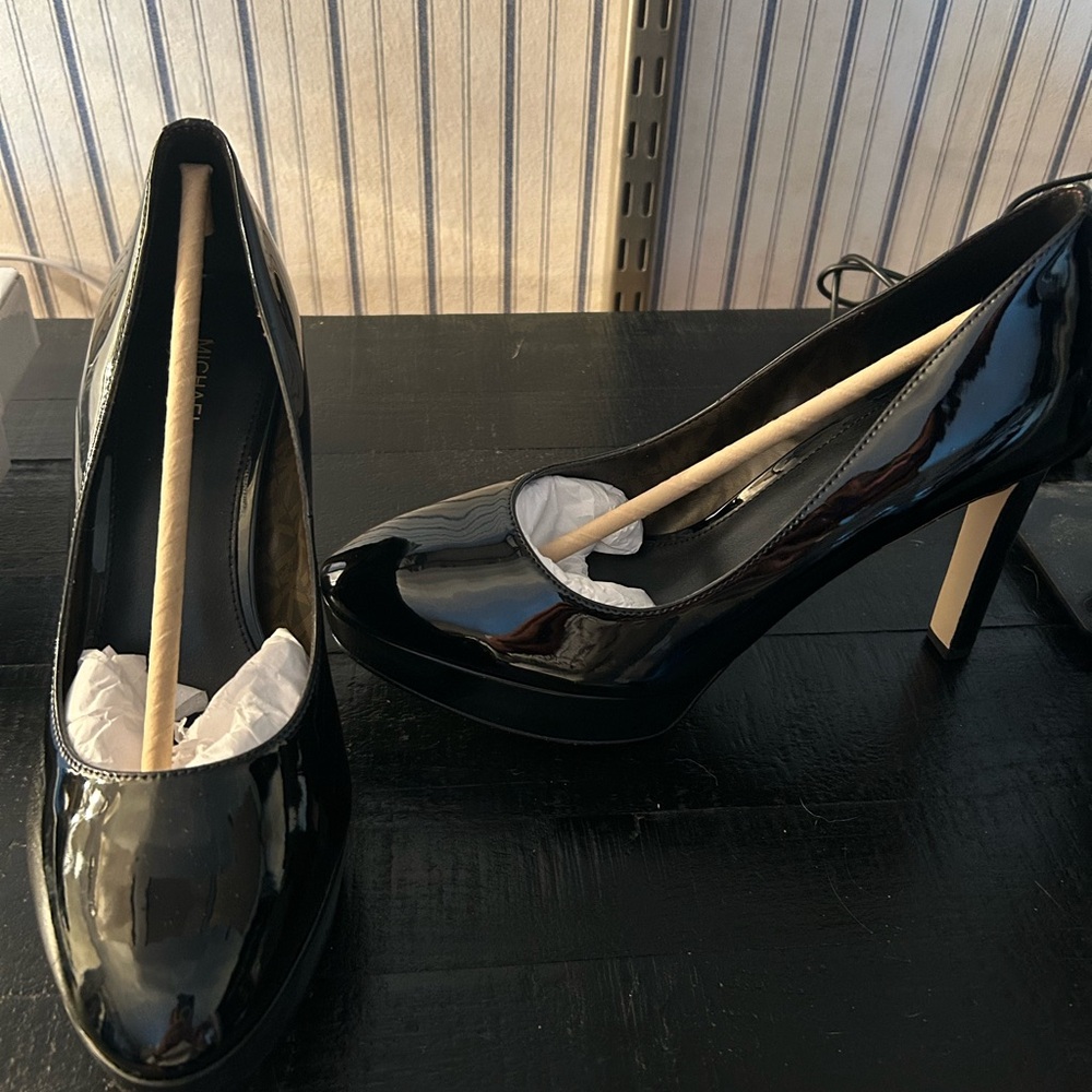 Michael Kors Shiny Black Heels